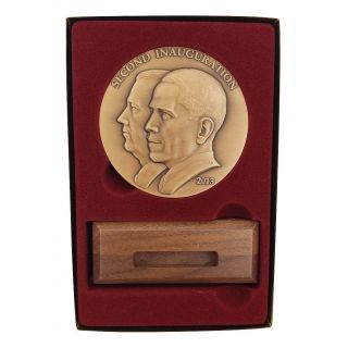 2013 Official Barack Obama Inaugural Medal With Stand And Gift Box