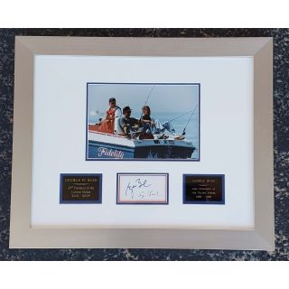 Father and Son: George Bush & George W Bush Signed Together Card Display