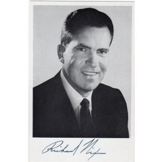 Richard Nixon signed photograph